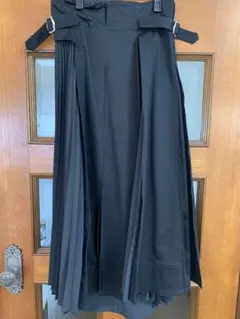 クリーニング済み casafline ブロッキングプリーツスカート　黒