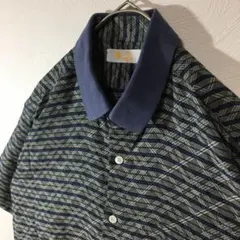 【個性派古着】半袖総柄デザインシャツ アート柄　ロゴボタン　M リブ襟付き