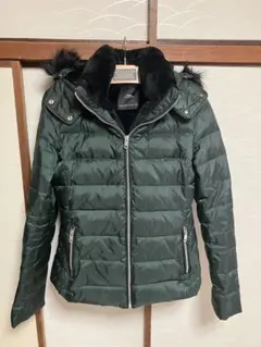 【ZARA　ザラ】ダウン　ジャケット　くびれデザイン　ディープグリーン　美品