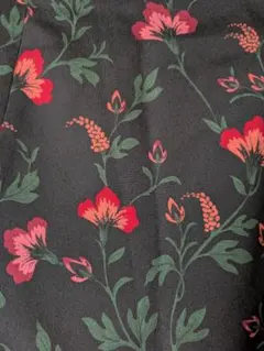 花柄マーメイドロングスカート