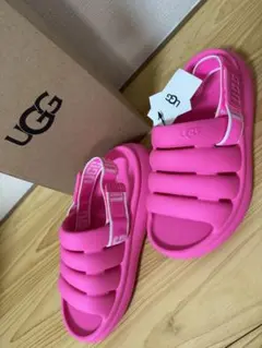 新品タグ付きUGG アグ SPORT YEAH サンダル ピンク 23cmのサムネイル