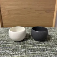 【SALIU】結　YUI　カップ小　白　墨　２個セット❣️