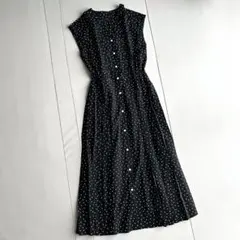 洗濯機可能 SHIPS ドット サイドプリーツ フレンチスリーブワンピース 黒