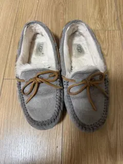 UGG グレー モカシン