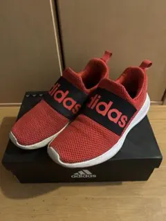 adidas スリッポン スニーカー