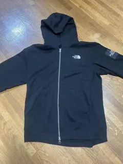 ザノースフェイス パーカー