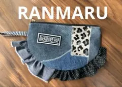 ハンドメイドポーチ⭐︎デコポーチ⭐︎リメイクデニム⭐︎╰(*´︶`*)╯♡