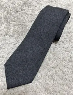 ブルックスブラザーズ ソリッドタイ ネクタイ グレー USA製 美品 ブルックスブラザーズ ソリッドタイ ネクタイ グレー USA製 美品