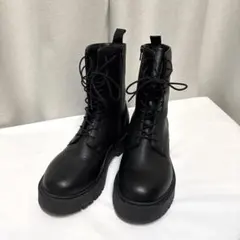 UNIQLO:C コンフィールタッチレースアップショートブーツ