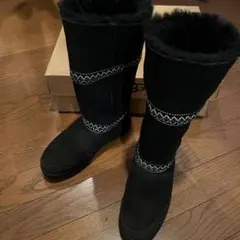 UGG ムートンブーツ　SUNDANCE 22cm