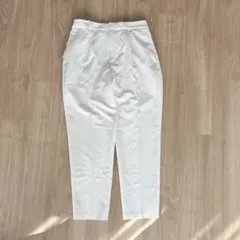 GU 美品　ホワイト スラックス テーパード　タック入り