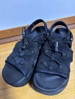 Nike ブラック スポーツサンダル　ココ
