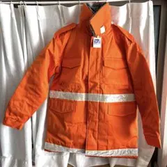 防寒着 オレンジ色の道路工事用コート（フードイン）●反射付き　サイズ:Ｌ