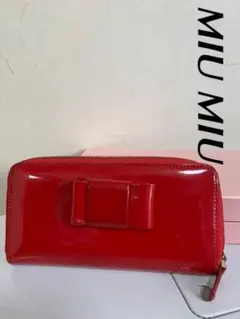 MIU MIU 長財布　レッド