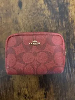 COACH シグネチャー柄 ポーチ　レッドのサムネイル