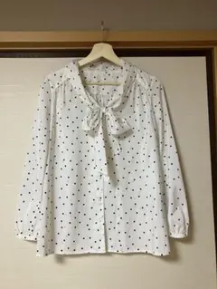 ROPE◎ 水玉模様リボン付きブラウス