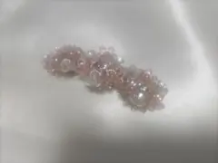ビーズ装飾フラワーヘアクリップ