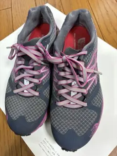 THE NORTH FACE スニーカー グレー/ピンク