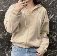 CELINE フーディのサムネイル