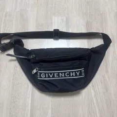 GIVENCHY ボディバッグ ブラック