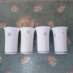 桜模様の陶器湯飲み4個セット