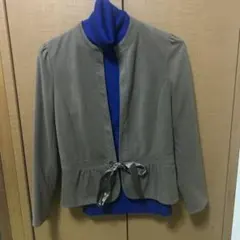 ノーカラーグレーリボンジャケット