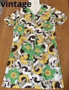 最終値下げ　[vintage] 昭和レトロ　フラワー柄 ミニワンピースのサムネイル