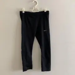 Nike DRI-FIT ブラックタイツ　7部丈