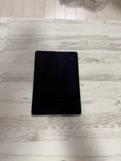 iPad (第7世代) シルバー 10.2インチCellularモデル