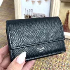 CELINE ブラック レザー フォールデッドコンパクトウォレット Amazon | [セリーヌ] 三つ折り財布 フォールデッドコンパクト