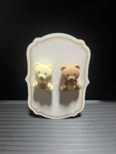クマのデザイン ブローチ 2個セット