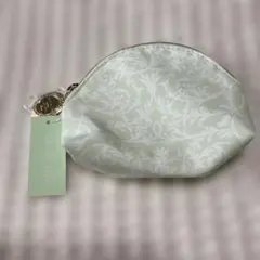 新品タグ付きESTEE LAUDER 花柄ポーチ ライトグリーン