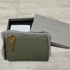 CHARLES & KEITH ジップアラウンドミニウォレット