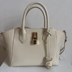 サマンサタバサ　ハンドバック　アイボリー/ホワイト