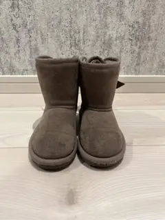 petit main 17センチ　ブラウン スエード リボン付きブーツ