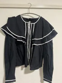 ZARA フリル付きブラック長袖シャツ