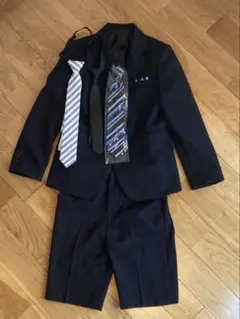 ネイビー フォーマルスーツ ネクタイ付き