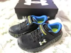 UNDER ARMOUR キッズ スニーカー 19cmのサムネイル