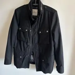 MONCLER ブラックジャケット