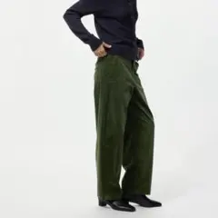 ユニクロ コーデュロイカーブパンツ グリーン