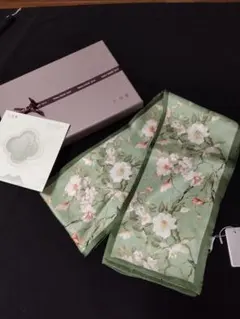 タグ付き新品　太湖雪　長方形シルクスカーフ　リバーシブル　高品質素材