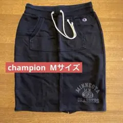 【最終値下げ】champion チャンピオン 膝丈スカート　Mサイズ　ブラックのサムネイル