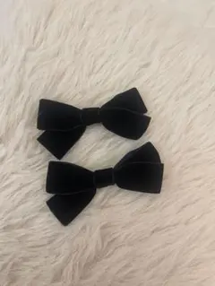 黒いベルベットリボンヘアピン2個セット