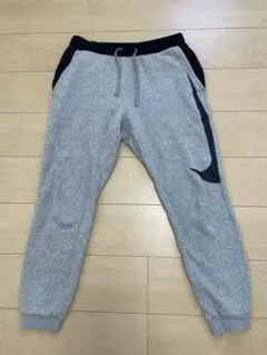 Nike グレー ジョガーパンツ Mサイズ