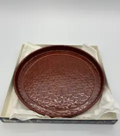 らんたい漆器 味わい深い茶色の丸盆 幾何学模様 箱付き 籃胎漆器 らん