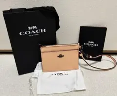 COACH パスケース　ストラップ付　サーモンピンク　小銭入れ　定期入　ミニ財布