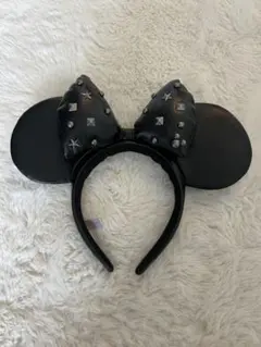 黒いスタッズ付きミニーマウスカチューシャ