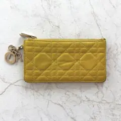 【値下げ】DIOR ジップ カードホルダー　キルティング フラグメントケース