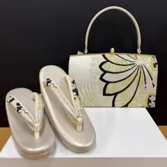 ◾️国産 極上の草履バッグセット 白地 上品 - メルカリ