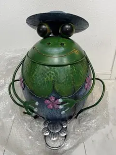 ドイツ製 カエル型じょうろ【FROGGY WATERING CAN EBERT】 - メルカリ
